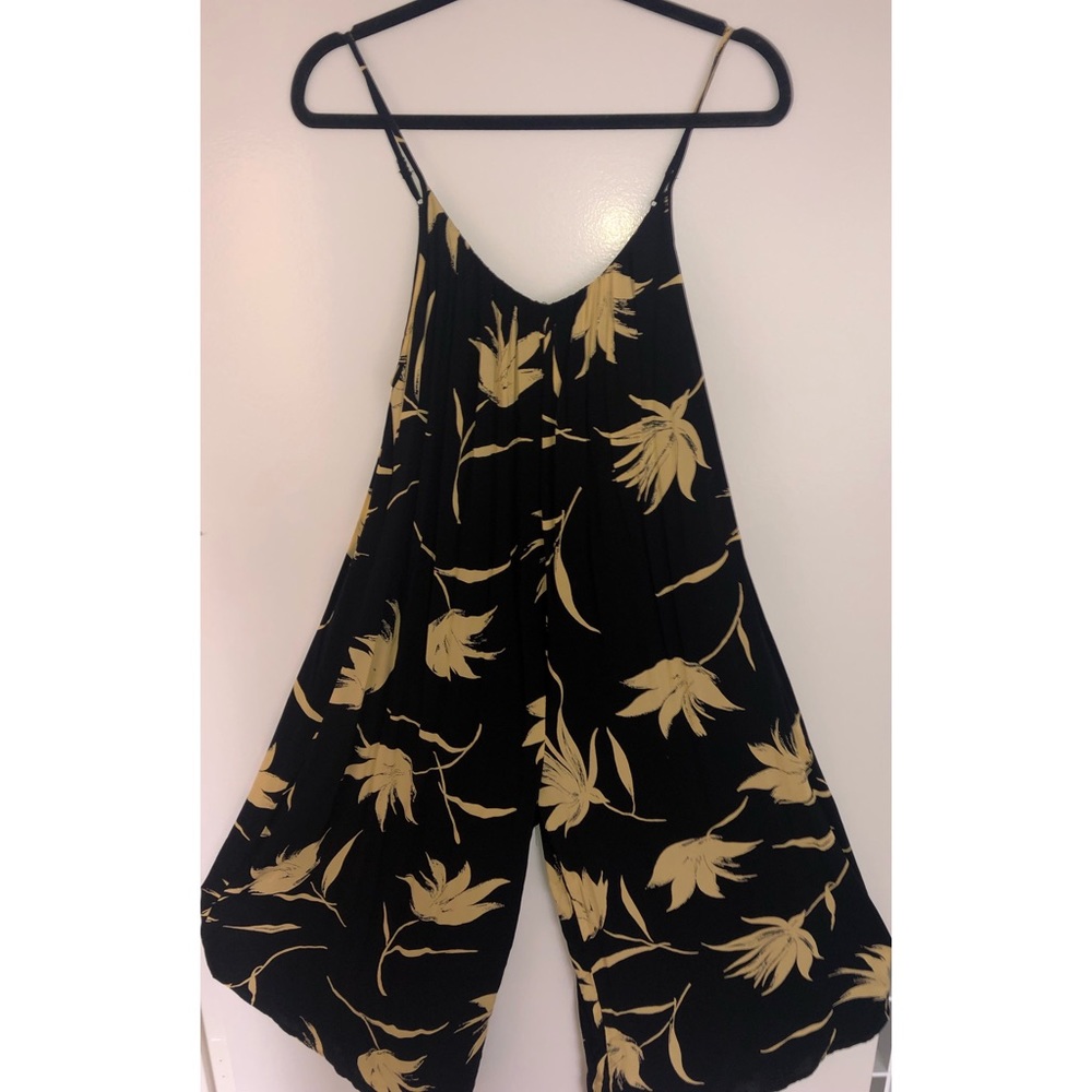 URBAN OUTFITTERS Boho Jumpsuit